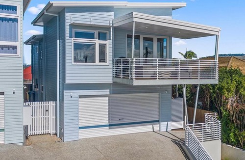 Woolgoolga House | Bluehaven Woolgoolga - Brand New, Ocean Views, 200m Stroll to Beach and Restaurants!