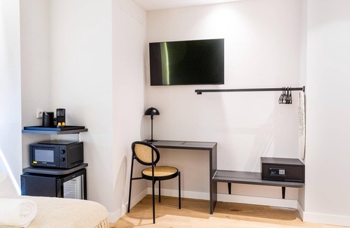 Lista Hotel | Calma Rooms by Charming I