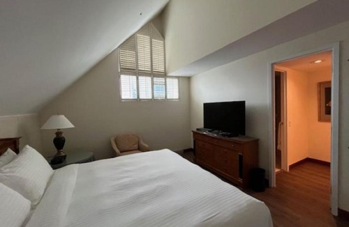 St. Lawrence Hotel | Cambridge Suites Toronto