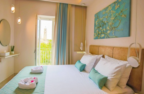 Chania Old City Hotel | Casa de Potie - Casa 2-3 Family Room in the Heart of Chania Old Town