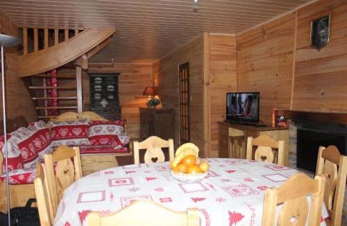 Saint-Pierre-d'Entremont Ski Chalet | Chalet des ORCHIDÉES en Chartreuse