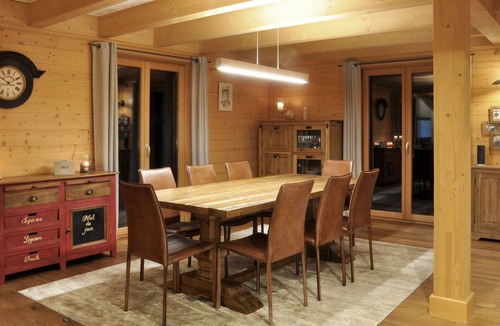 Ormont-Dessus Ski Chalet | Chalet Edelweiss Stunning Glacier View
