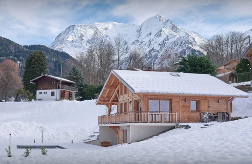 Saint-Gervais-les-Bains Ski Chalet | Chalet Etoile Nordique - all year mountain break for 10 - OVO Network