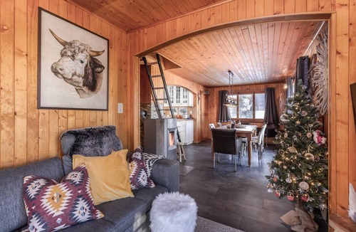 Riddes Cottage | Chalet Noisette Authentic Swiss Chalet Perfect for Families