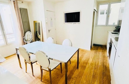 Quartier de la Goutte-d'Or Apartment | Charming 2-bedroom loft in brilliant Paris next to Gare du Nord Montmartre