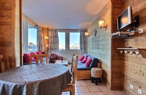 Plagne Centre Apartment | Charming 3-room renovated, at the foot of the slopes for 6 pers.