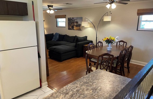 Saint Rose House | Charming 4BR home with many extras in a quiet neighborhood 30 min from downtown.