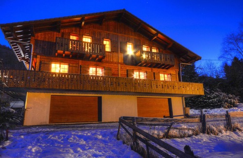 Morillon Ski Chalet | Charming quiet chalet, sleeps 15, 8 bedrooms 8 bathrooms, sauna, walk to gondola