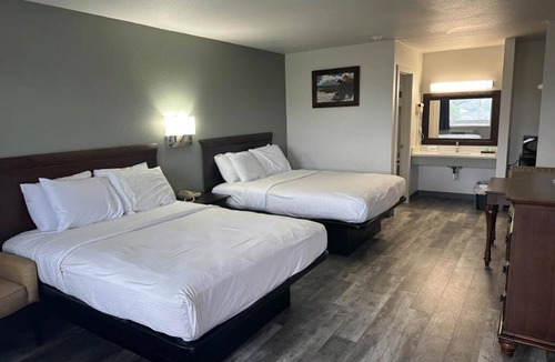 Chincoteague Hotel | Chincoteague Inn