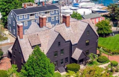 Danvers House | Convenient Stay! 4 Relaxing Units, Pets Allowed, Onsite Parking!