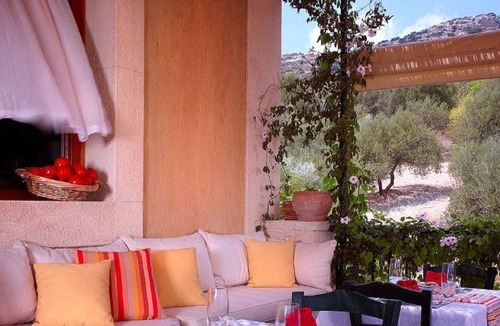 Katalagari Village Apartment | Cosy apartment for 3 people with WIFI, pool, A/C, TV, terrace and panoramic view