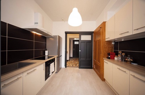 Chambery Apartment | Cozy 2-bedroom apartment in charming Chambéry perfect for your stay with parking