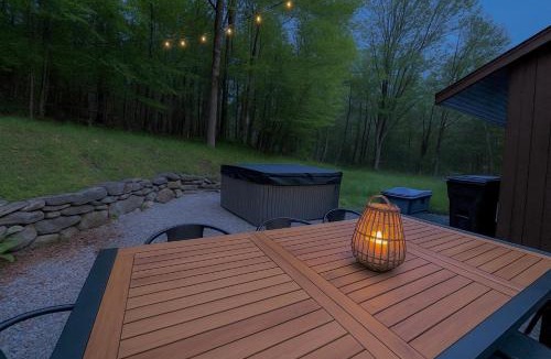 Tolland House | Cozy Berkshires Cabin with Lake, Beach, Hot Tub, Fireplace - The Wilde BNB