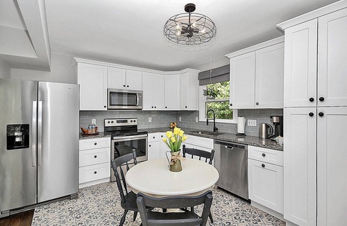 Mount Mourne Cottage | Cozy Cottage in Davidson