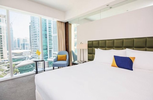 Jumeirah Lake Towers Hotel | Deluxe Room | voco Bonnington | Leisure Deck with Skyline Views, JLT Nearby