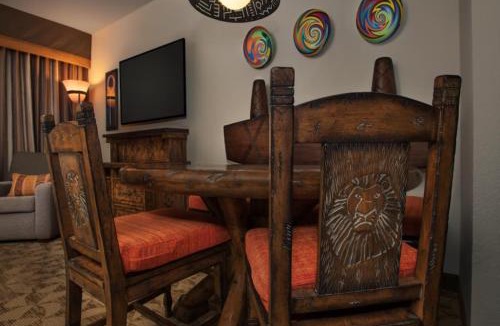 Bay Lake Hotel | Disney's Animal Kingdom Villas - Jambo House