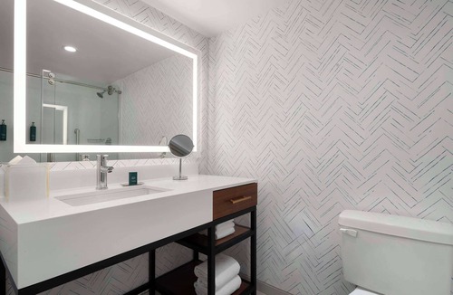 Downtown Hartford Hotel | DoubleTree by Hilton Hartford Downtown