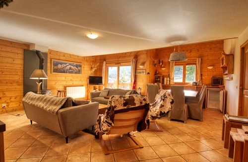 Les Esserts Apartment | Duplex for 10 at the foot of the slopes in Morillon