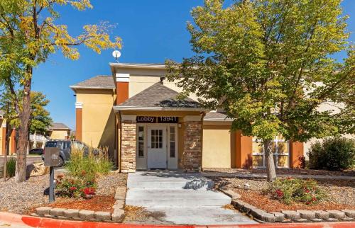 Heather Gardens Hotel | Extended Stay America Select Suites - Denver - Aurora South