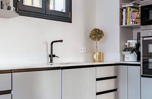 Billancourt–Rives de Seine House | Family House near Roland Garros, by Veeve