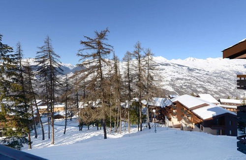 Bellentre Apartment | Bright renovated apartment - Near slopes, pets allowed