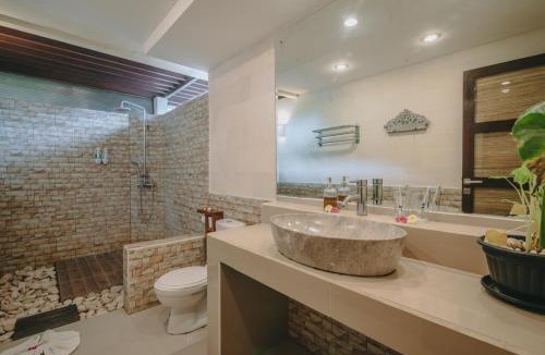 Lovina House | Frangipani Beach Hotel