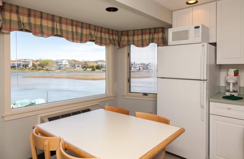 West Yarmouth Hotel | Green Harbor Resort