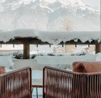 Cordon Hotel | Hôtel Les Roches Fleuries