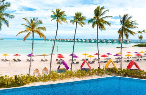 Farukolhufushi Island Hotel | Hard Rock Maldives – Twin Bed Beach Studio with Ocean Access