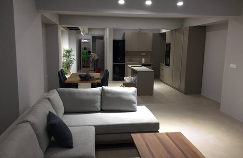 Old Quarter Apartment | Holiday Apartment "Central urban luxury" with Sea View, Terrace & Wi-Fi
