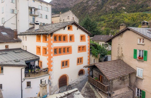Visp Apartment | Holiday flat from the 16th century