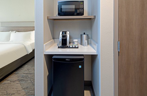 Palm Desert Hotel | Holiday Inn Express & Suites Palm Desert - Millennium by IHG