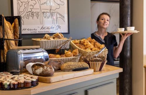 Saint-Victor Hotel | Hotel Abbatial Saint Germain