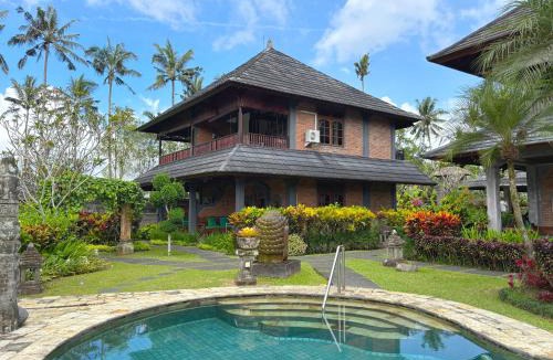 Kedewatan House | Hotel Bunga Permai