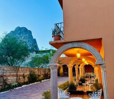Bernal Hotel | Hotel Hacienda Real