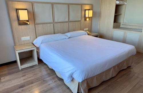 Alcala de Henares Hotel | Hotel Isla de La Garena