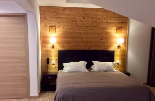 Risoul Hotel | HOTEL LE CHARDON BLEU