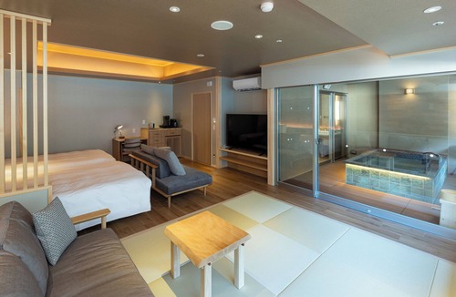 Hakone Hot Springs House | Hotel Okada