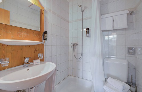 Les Mosses Hotel | Hotel Relais Alpin Family Room & Balcony9, Les Mosses, Switzerland