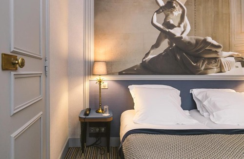 5th Arrondissement Hotel | Hotel Saint Christophe