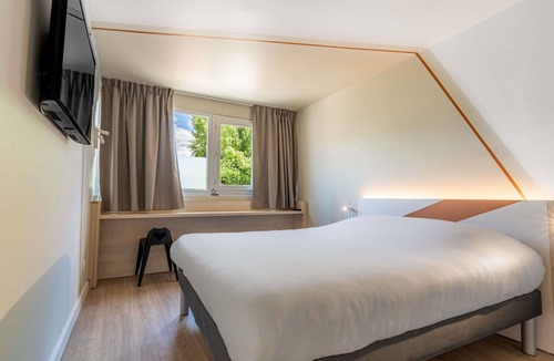 Chambery Hotel | ibis budget Chambéry Centre Ville - Hotel Rénové