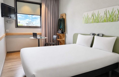 Villa de Vallecas Hotel | Ibis Budget Madrid Vallecas