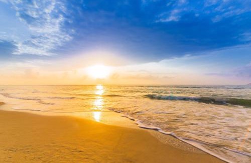 Chaweng City Center Hotel | J4 Samui Hotel - Chaweng Beach