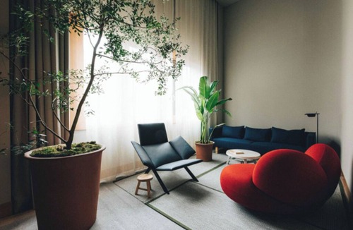 Chuo Hotel | Junior Suite in Your Quiet Zen Hotel in the city