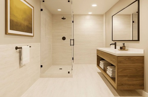 Keystone Hotel | King Room Escape | Ski Access, Spa & Heated Pool