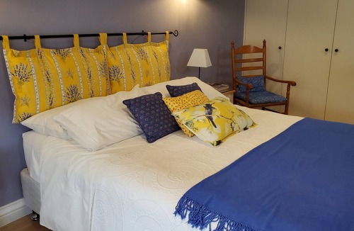 Nelson Bay Bed & Breakfast | L'Olivette B&B Lavender Room. For 2 Adults Only. Unsuitable for Children.