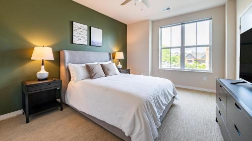 Windsor Apartment | Landing Apartments - The Preserve at Great Pond