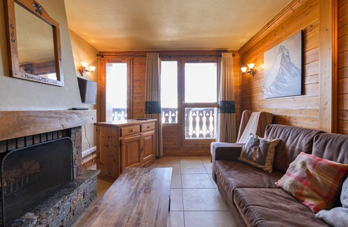 Belle Plagne Apartment | 'Lesetoilesdelaplagne Chalet 24' Apartment with Mountain View and Balcony