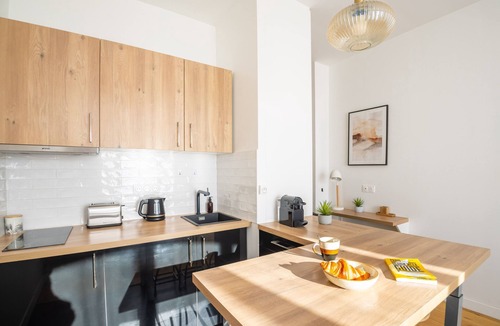 Chaussee-d'Antin Apartment | Madeleine Studio - Studio Apartment, Sleeps 2