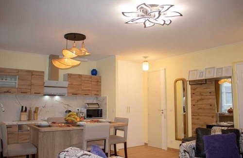 Saint-Merri Apartment | MAGNIFICENT APARTMENT, TOP LOCATION, AC, SECURITY, LE MARAIS SAINT-PAUL